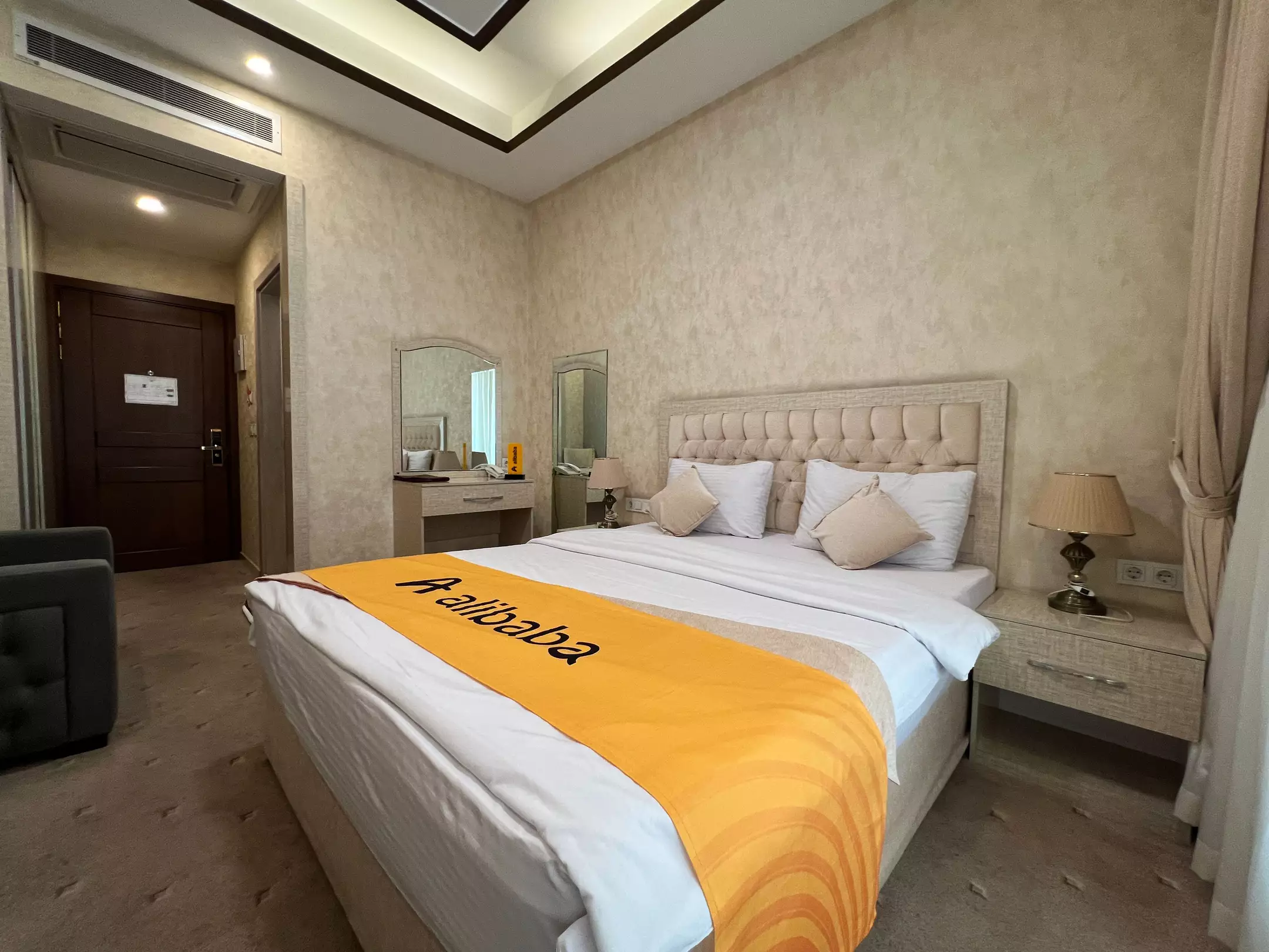 Alibaba https://cdn.alibaba.ir/ostorage/hotel-accommodation-images/696c8ded46ae9d8e6fb49a6d_08- آزادی- اتاق دبل (3).webp